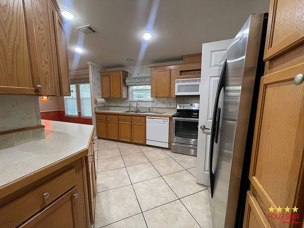 145 Nathan Lane, Orlando FL 32811