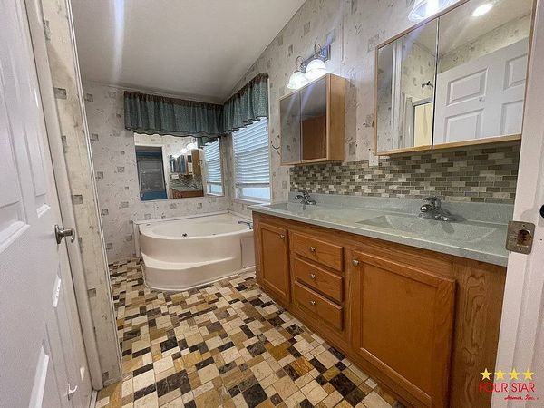 145 Nathan Lane, Orlando FL 32811