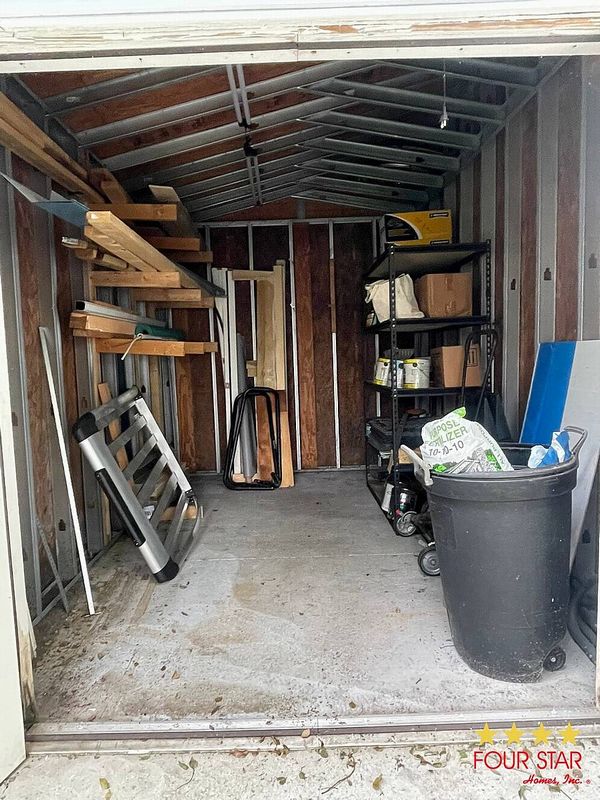 145 Nathan Lane, Orlando FL 32811