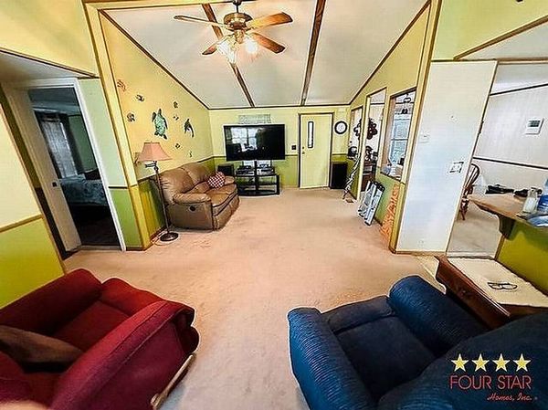 19 Valley Rd , DeLeon Springs FL 32130