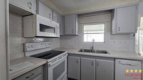 1098 Mango Dr, Lot 117, Casselberry FL 32707