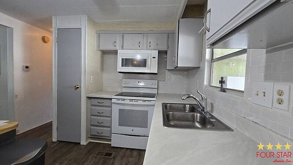 1098 Mango Dr, Lot 117, Casselberry FL 32707