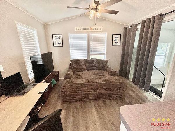 809 Mansion Ln, Kissimmee FL 34746