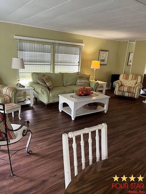 14415 Hazeltine Ct, Lot 292, Orlando FL 32826