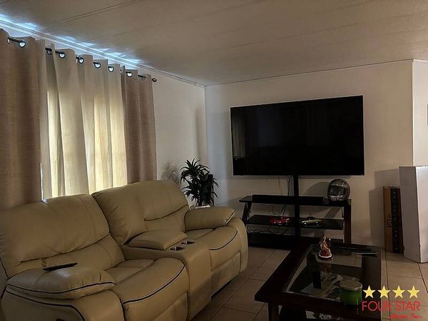 2479 Greenhedge Dr, Orange City FL 32763