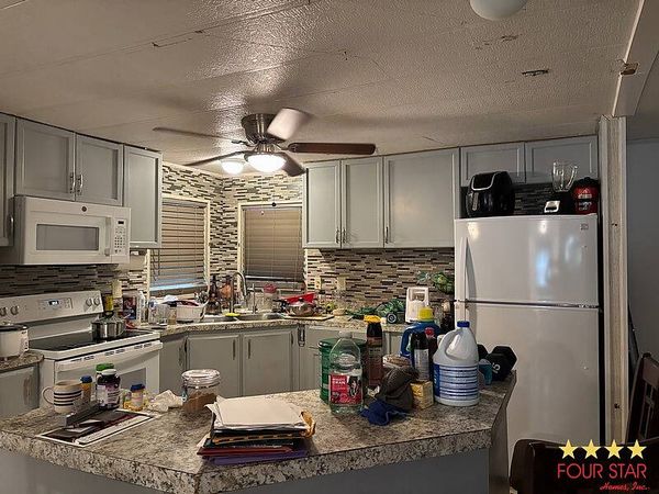 2479 Greenhedge Dr, Orange City FL 32763