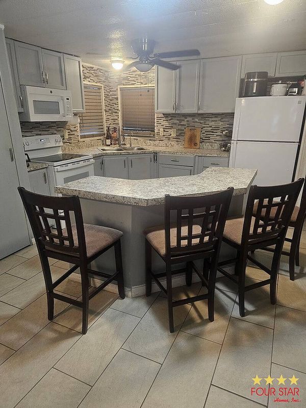 2479 Greenhedge Drive, Orange City FL 32763