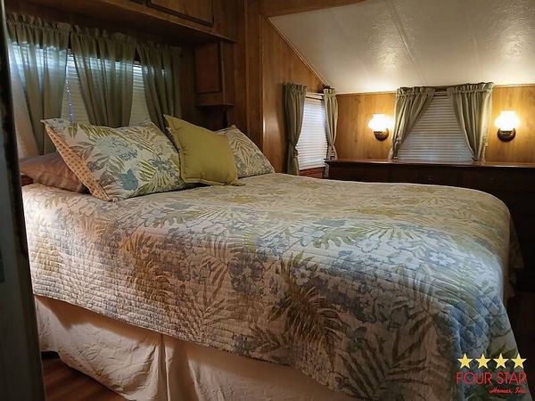 221 Cedar  Village St, Orange City FL 32763