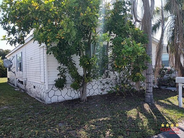 6413 NW 28th Ln, Lot 335, Margate FL 33063