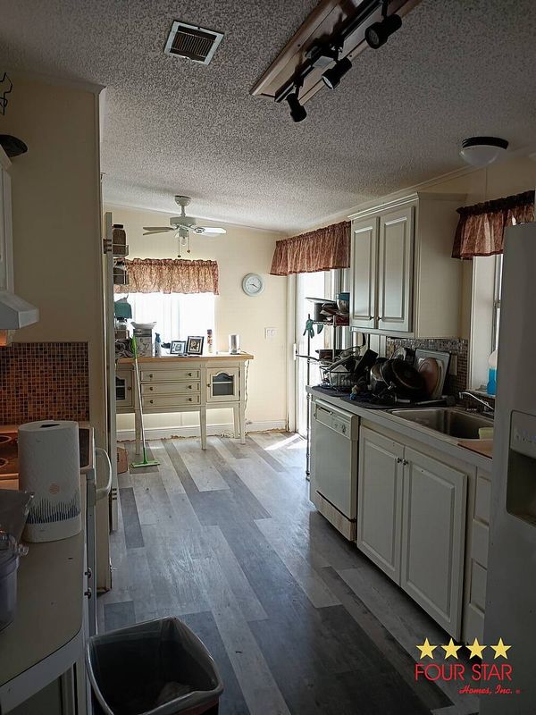 6413 NW 28th Ln, Lot 335, Margate FL 33063