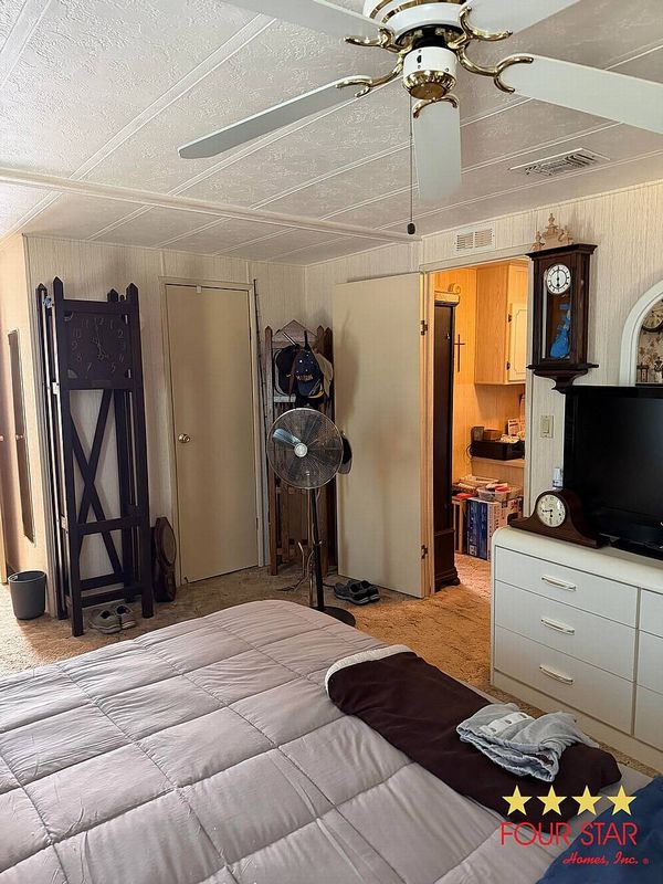 6 Moss Ct, Palmetto FL 34221