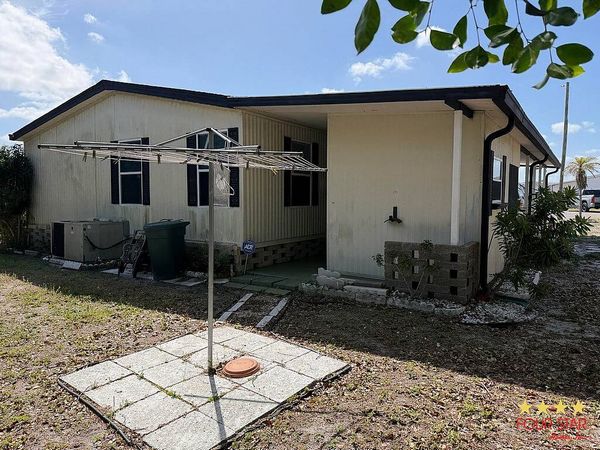 6 Moss Ct, Palmetto FL 34221