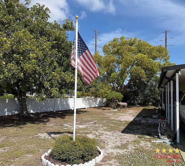 6 Moss Ct, Palmetto FL 34221