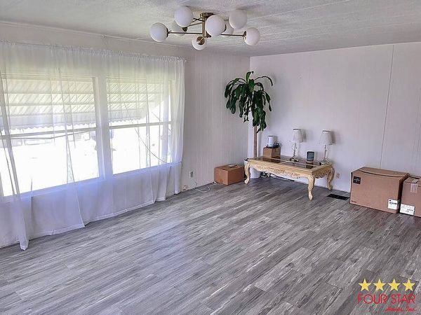 80 Pickering Dr, Kissimmee FL 34746