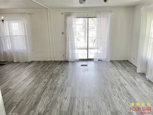 80 Pickering Dr, Kissimmee FL 34746