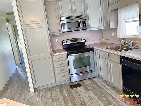 80 Pickering Dr, Kissimmee FL 34746