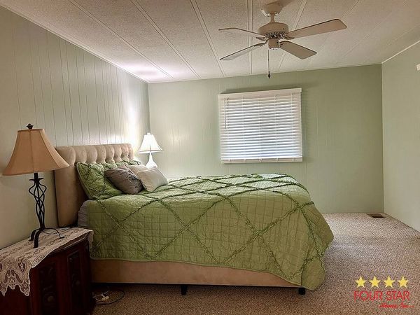 9 KINGS BLVD, Leesburg FL 34748