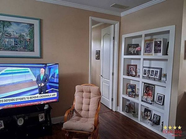 1928 Augusta Rd, Orlando FL 32826