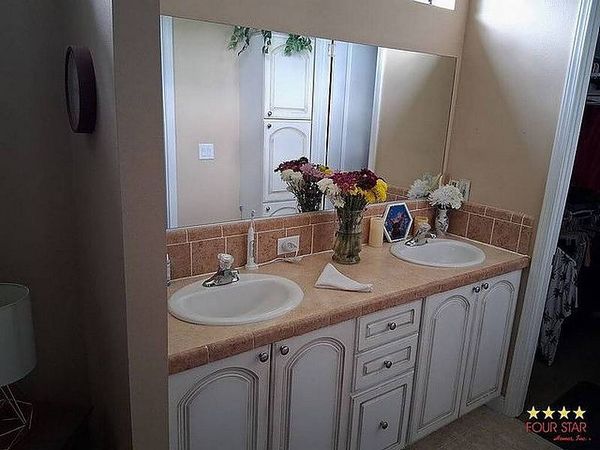 1928 Augusta Rd, Orlando FL 32826