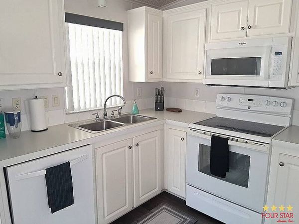 100 Habersham Dr, Flagler Beach FL 32136