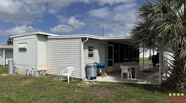 7 Desoto Ave, Palmetto FL 34221