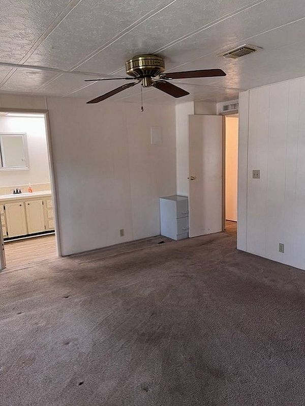 2121 Pebble Beach Blvd, Orlando FL 32826