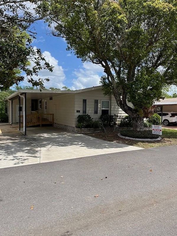 2121 Pebble Beach Blvd, Orlando FL 32826
