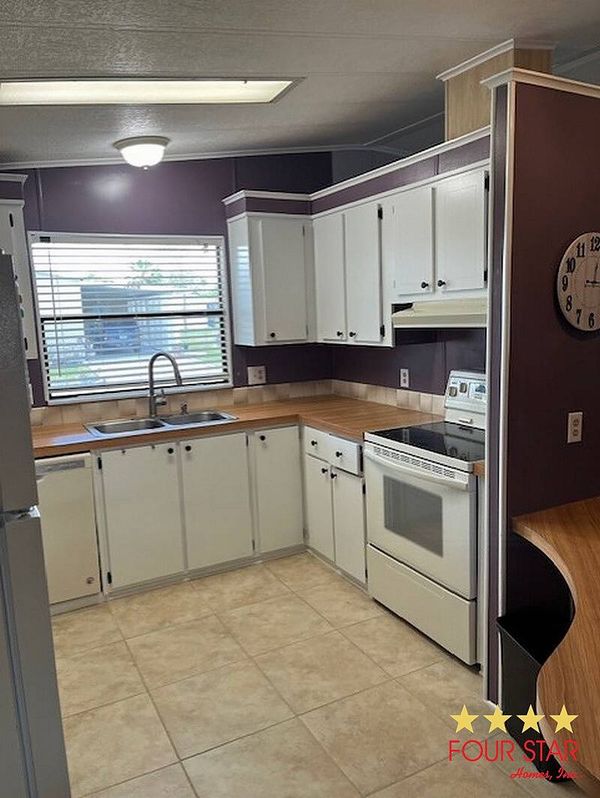 14301 Muirfield Dr, Orlando FL 32826