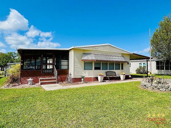 25831 HACIENDA DR, Leesburg FL 34748