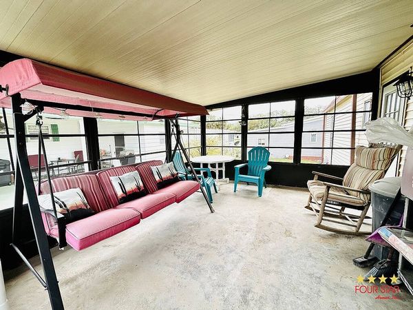 25831 HACIENDA DR, Leesburg FL 34748