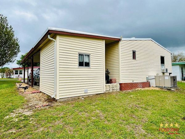 25831 HACIENDA DR, Leesburg FL 34748