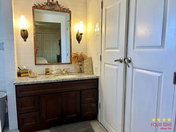 158 CAMELLIA DR, Leesburg FL 34788