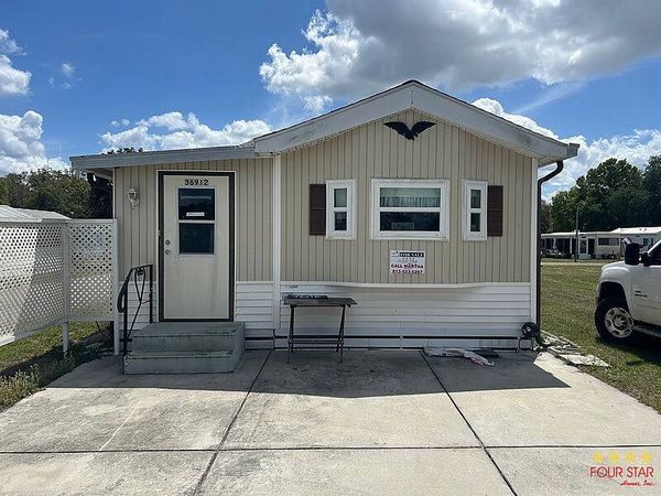 36912 Sing O Long Dr, Zephyrhills FL 33541
