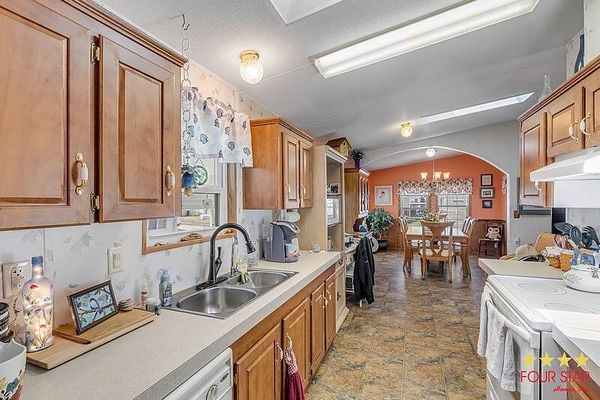 2351 S Ridgewood Ave, Lot 42, Edgewater FL 32141