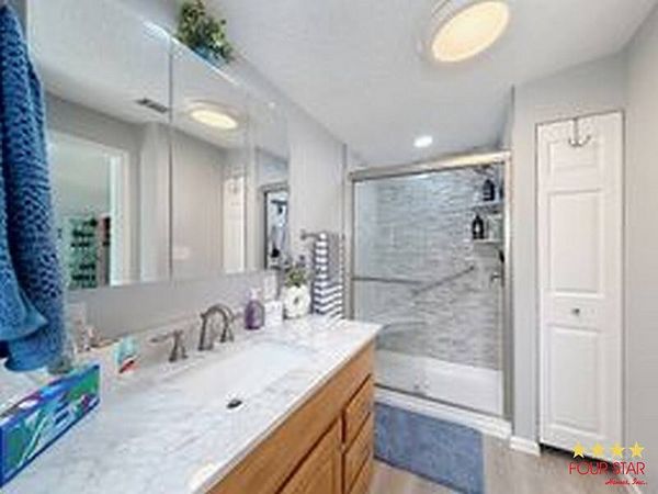 111 Mark Avenue, Lady Lake FL 32159