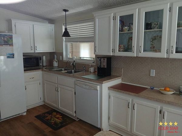 385 Kings Lake drive, DeBary FL 32713