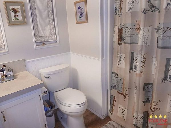 385 Kings Lake drive, DeBary FL 32713