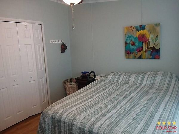 385 Kings Lake drive, DeBary FL 32713