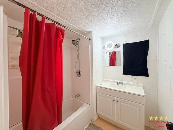 1300 Hand Ave, Lot B15, Ormond Beach FL 32174