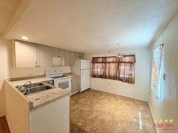 1300 Hand Ave, Lot B15, Ormond Beach FL 32174