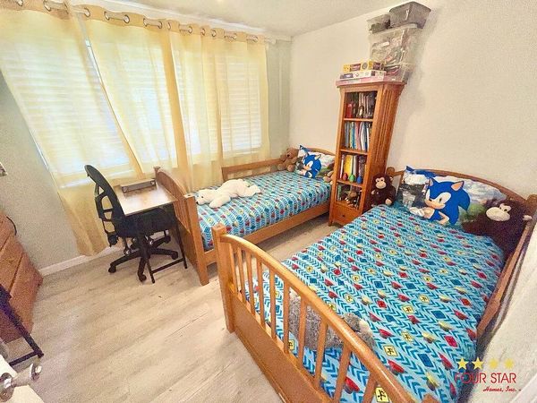 231 LONDON DR., Kissimmee FL 34746