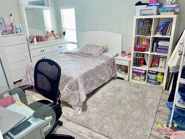 231 LONDON DR., Kissimmee FL 34746
