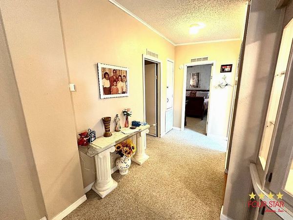 350 Kingslake Dr, DeBary FL 32713