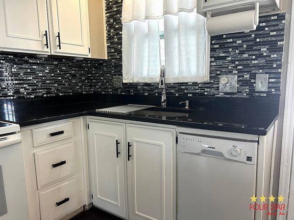 122 WEST STERLING WAY, Leesburg FL 34788
