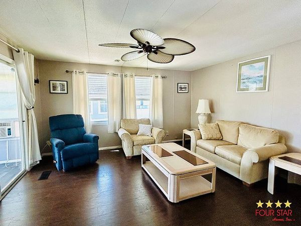 122 WEST STERLING WAY, Leesburg FL 34788