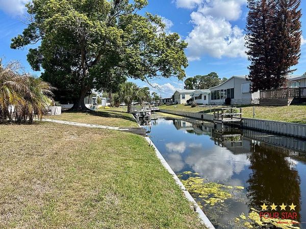 122 WEST STERLING WAY, Leesburg FL 34788