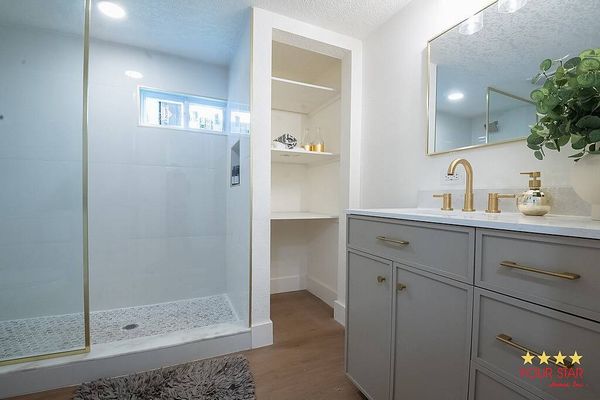 237 Sunset Circle, Tampa FL 33613