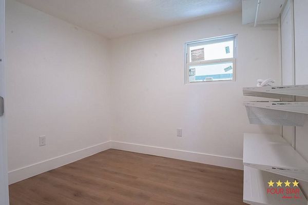 237 Sunset Circle, Tampa FL 33613
