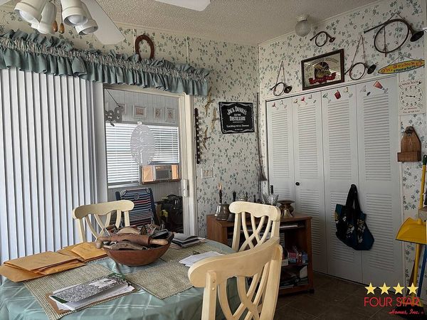 2242 Abbottwood Ln, Orange City FL 32763