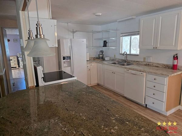 171 S. Tara Dr, Tavares FL 32778